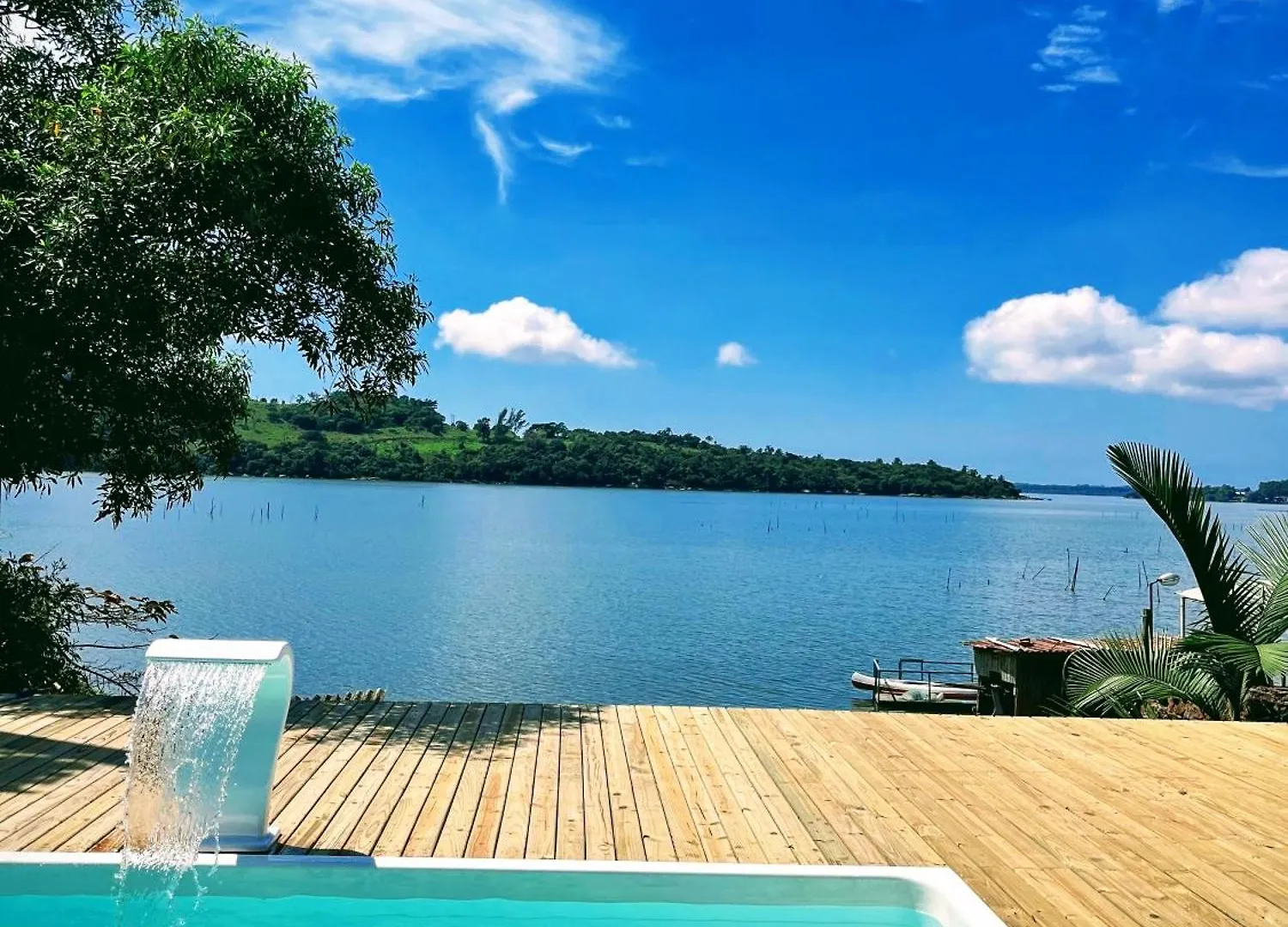 Chale Beira Da Lagoa Jacuzzi, Lareira E Piscina Imarui 0*,